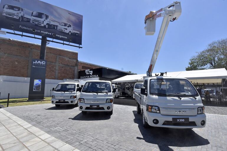 JAC Motors llega con fuerza: más tecnología, más respaldo y un nuevo local.