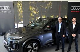 Miguel y Alan Carrizosa presentaron el nuevo Audi Q6 e-tron 100% eléctrico.