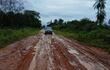 El asfaltado de este camino de tierra de 60 km beneficiará directamente a unas 10 mil familias de productores agrícolas y ganaderas