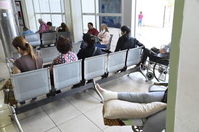 Foto ilustrativa de una de las salas de espera del IPS. 