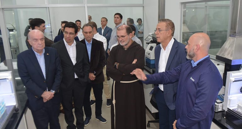 La inauguración de Amaru reunió a autoridades, productores, consultores, representantes del sector privado y directivos del Grupo Sarabia.