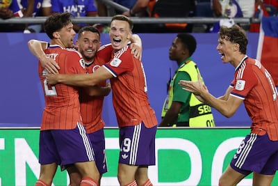 John McGinn celebra junto a sus compañeros el único gol del cotejo contra Haití, para que Escocia lidere el Grupo C del Mundial 2026.