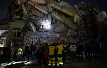 Venezuela fue azotada por un doble terremoto el pasado miércoles. Rescatistas de todo el mundo asisten contrarreloj en la zona de desastre de La Guaira.