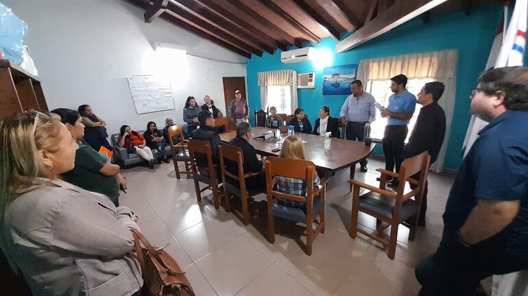 Vecinos de San Antonio presionan a concejales para la instalación de una base del grupo Lince en la ciudad. La municipalidad promete adquirir un local.