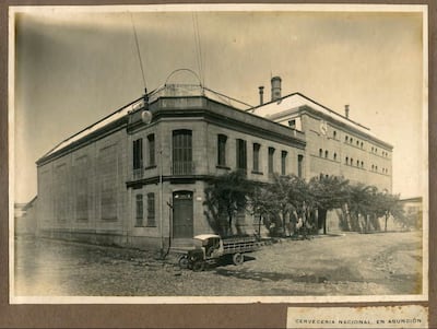 Cervepar, cuya sede antigua estaba sobre calle Palma, celebra 136 años de trayectoria marcada por la calidad, la innovación y el compromiso con el desarrollo de la industria nacional.