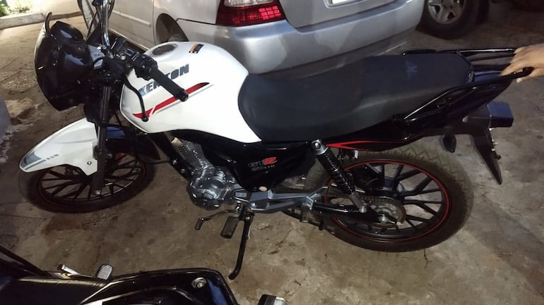 Moto robada fue recuperada por la Policía.