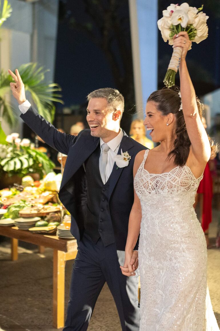 Llegando a la fiesta.