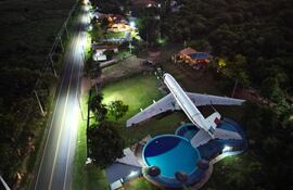 Dos aviones en Loma Grande con museo y restaurante, una opción para despejarse en estas vacaciones de invierno