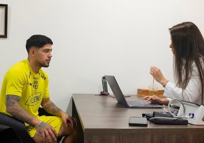 Sergio Ismael "Chico" Díaz Velázquez (28 años), durante sus pruebas médicas en Barcelona de Ecuador.