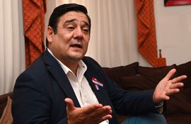 Senador Enrique Salyn Buzarquis.