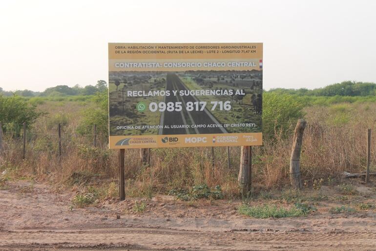 El número de la línea telefónica de atención al usuario es 0985 817 716, de 08:00 a 18:00 horas.