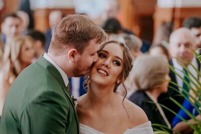 Felices y enamorados contrajeron matrimonio Nataly Ostertag Alló y Norman De Barath Holst.