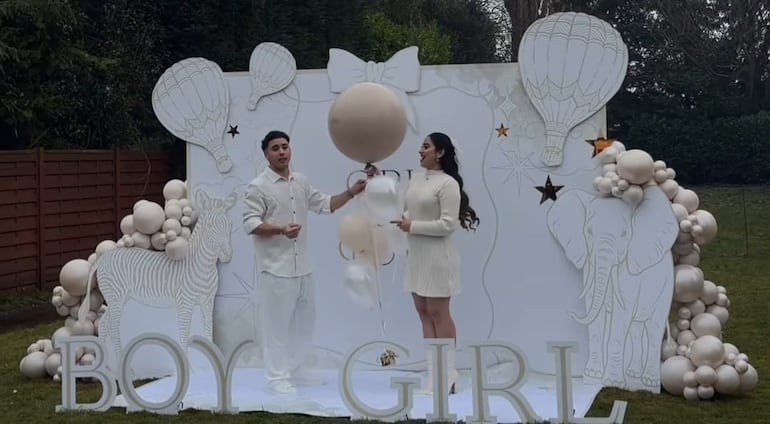 Enso González y Liz Quintana anunciaron hace poco más de un mes que serán padres. Ahora, ya revelaron el sexo del bebé en camino. (Instagram/Enso González)