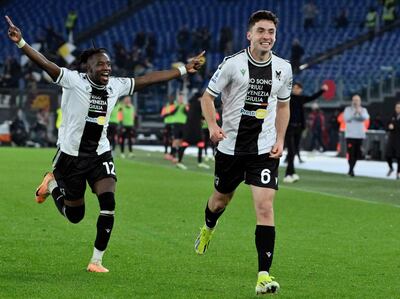 Udinese derrotó a Lazio en el fútbol de Italia