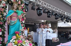 La misa central fue presidida por monseñor Pedro Collar, obispo de la Diócesis de Ciudad del Este.