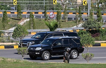 Las delegaciones de Estados Unidos e Irán comienzan a llegar a Islamabad, capital pakistaní, para iniciar las negociaciones de un cese al fuego prolongado y poner fin a la guerra en Medio Oriente.