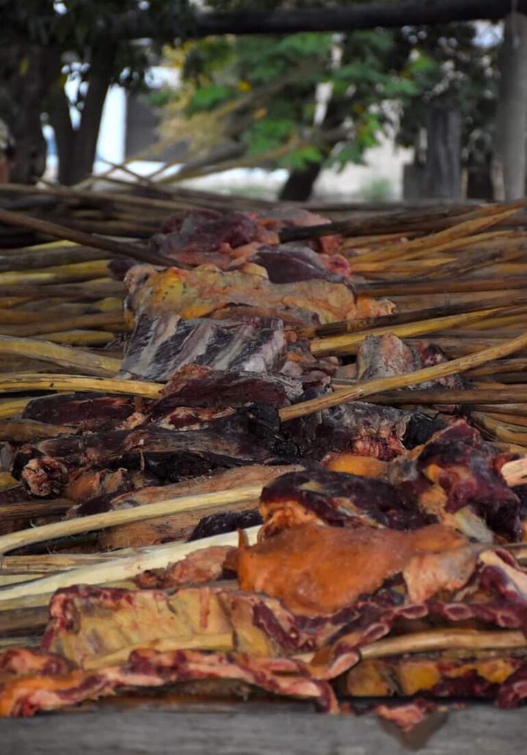 Mas de 3.500 kilos de carne vacuna se sirve de forma gratuita en el Karu Guasu.