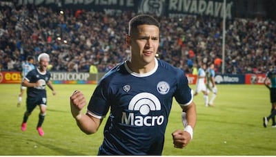 Alex Arce, goleador de Independiente Rivadavia de Mendoza