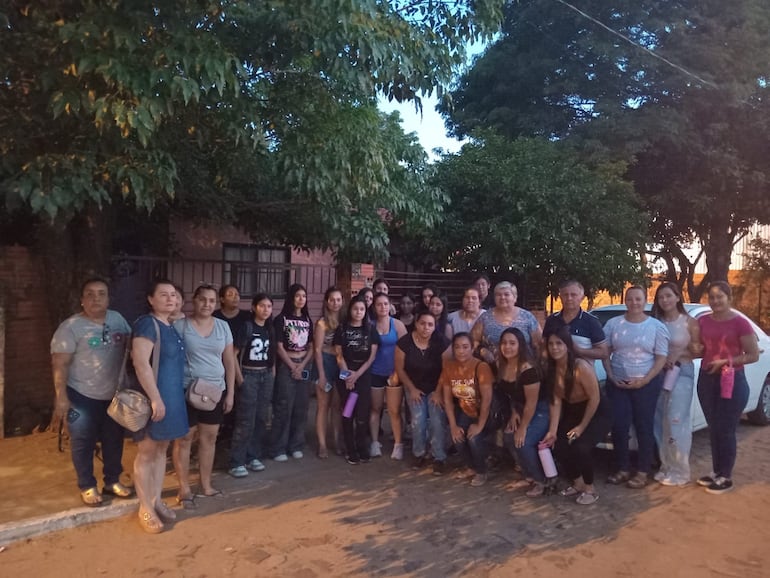 Tesorera se llevó la plata: alumnos piden auspiciantes para colación