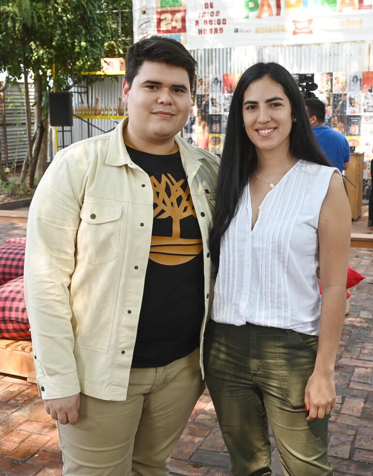 Matías Garay y Nicole Mello.