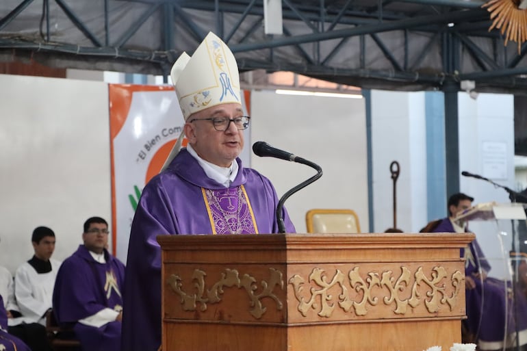 Caacupé: “Sin conversión social, política y económica, no hay futuro” advierte monseñor Pistilli