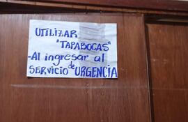 Preocupa a pacientes goteras en el Hospital Distrital de Carapeguá.