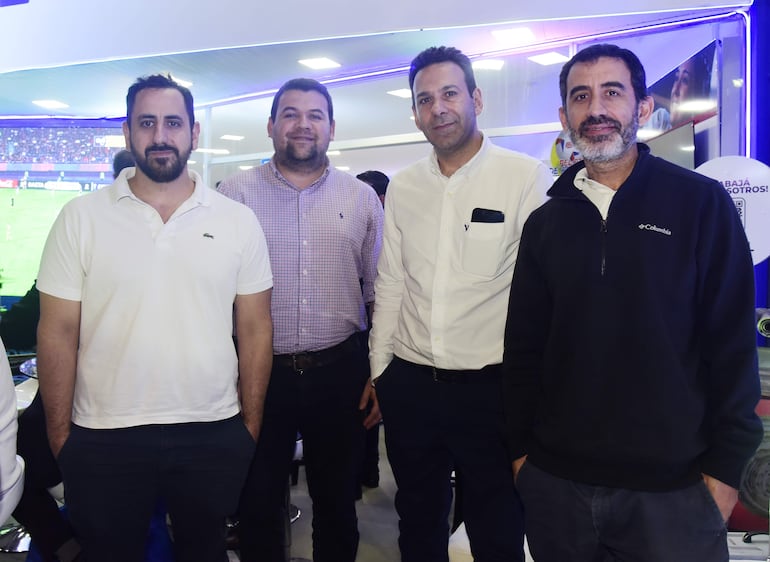 Ramiro Báez, Emilio López, Aidar Omairi y Pablo Báez. 