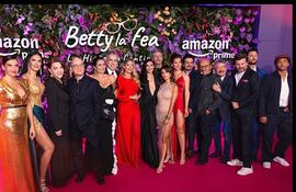 Los actores de "Betty, la fea" vestidos de gala.