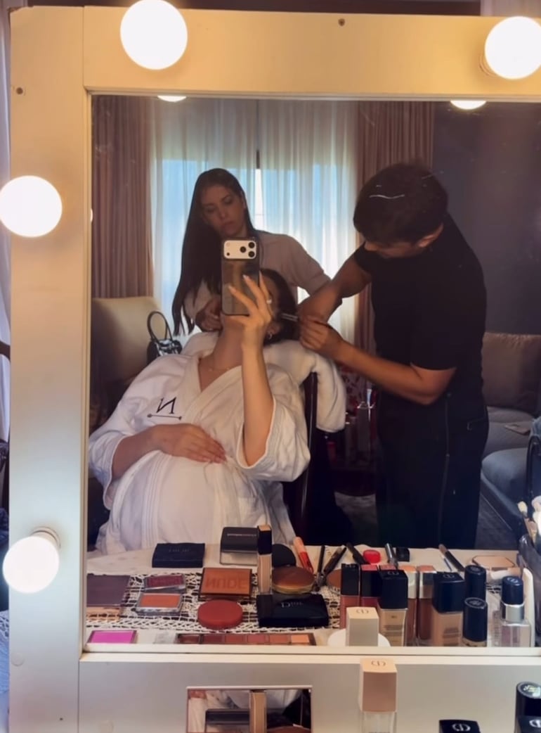 Así se preparaba Nadia Ferreira para el evento de esta tarde. (Captura de la historia de Instagram de Nadia Ferreira)