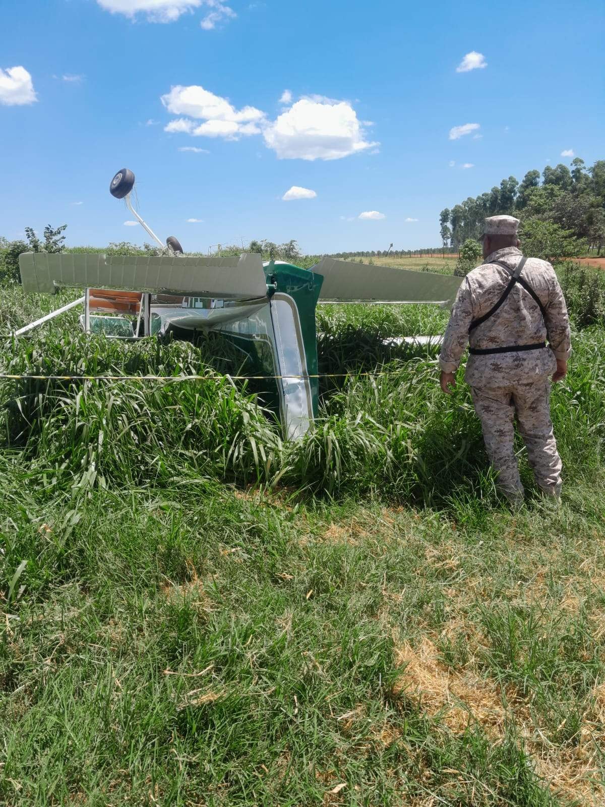 Yby Yaú: avioneta capotó, pero no deja heridos