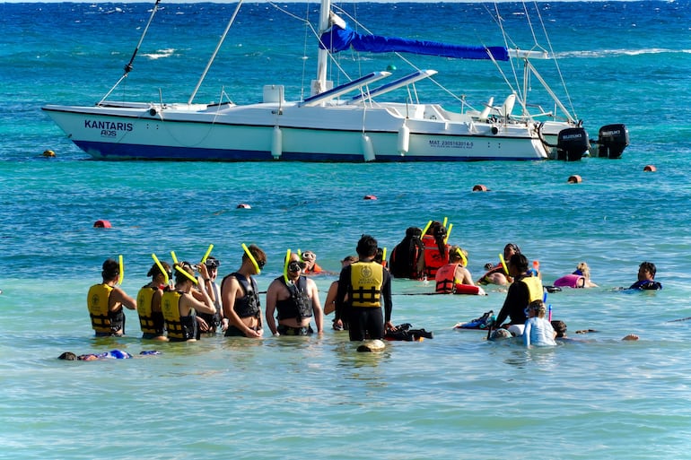 Akumal, México, una meca para los buceadores que desean nadar con tortugas marinas.