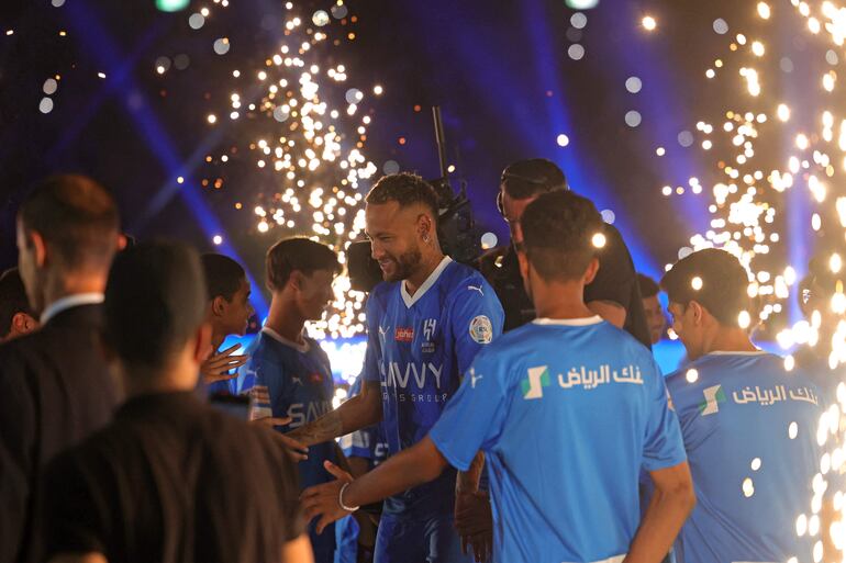 El brasileño Neymar durante la presentación como refuerzo del Al-Hilal en la ciudad de Riad.