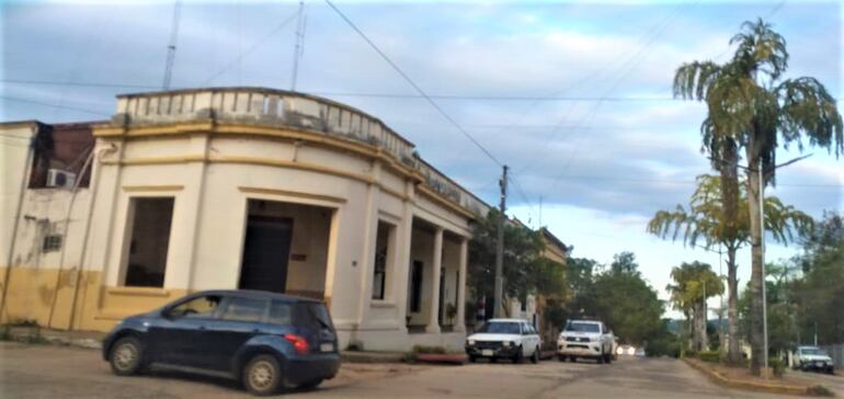 La joven se acercó a la Comisaría de Carapeguá a presentar la denuncia contra el depravado.