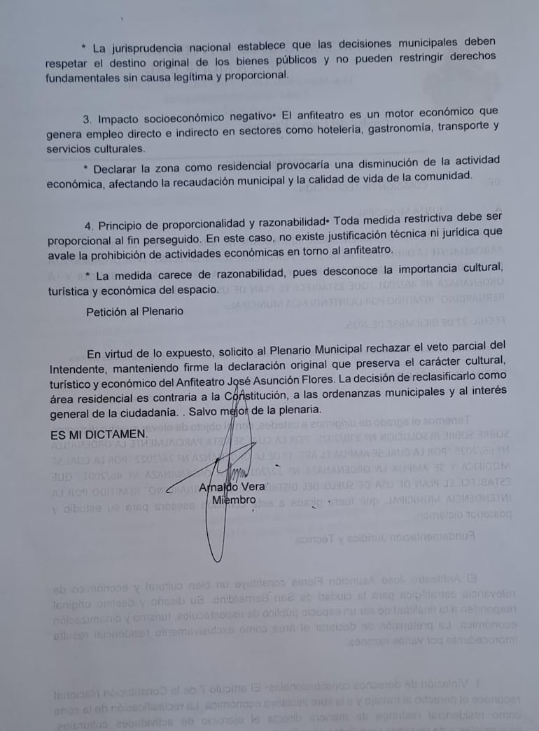 Seguida página del dictamen.