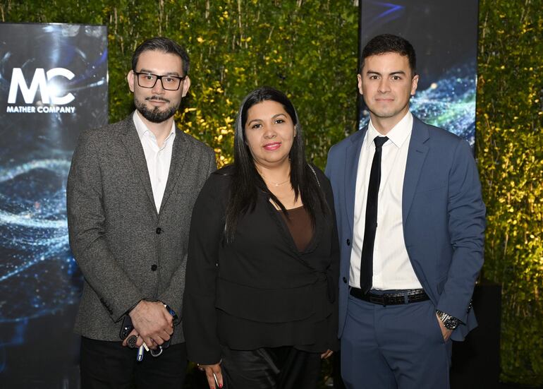 Sociedad Paraguaya de Diabetología: Andrés Giménez, Griselda Sosa y Federico Fariña.