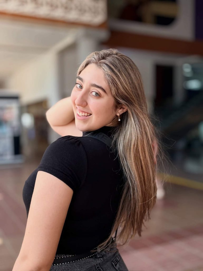 La Teen Universe Paraguay 2025 Sofía Ayala habla de su cambio físico y pide que no se opine de cuerpos ajenos - Gente
