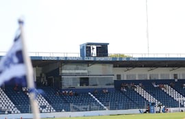 Estadio Río Parapití del Club 2 de Mayo.