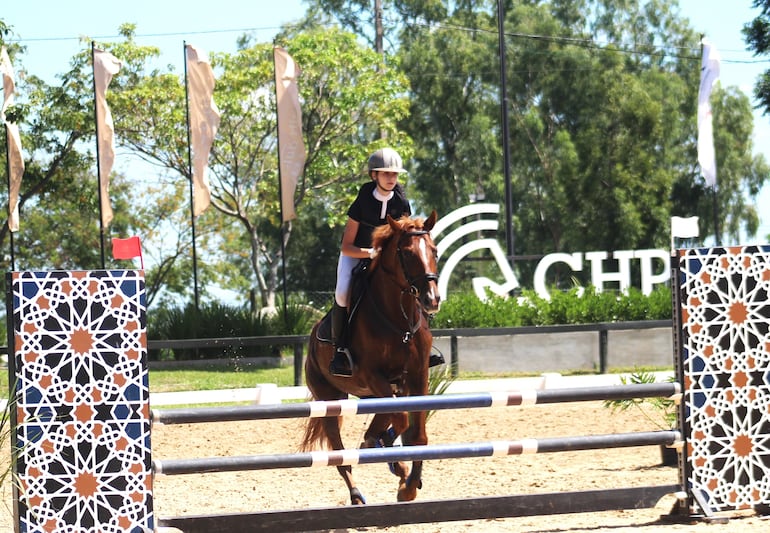 Giovanna Santi completó el podio sabatino en categoría Menores 0.90.