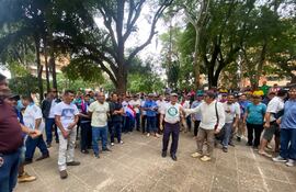 Excombatientes del golpe de Estado contra Alfredo Stroessner del 2 y 3 de febrero de 1989 denuncian que reglamentación de ley de indemnización excluye a varios de sus camaradas.