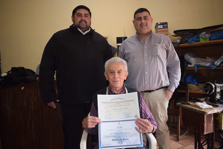 Mario Hernán Romero Maldonado, Don José Del Carmen Romero y Pablo Andrés Romero Maldonado, quienes hicieron de la educación y el trabajo un legado familiar.