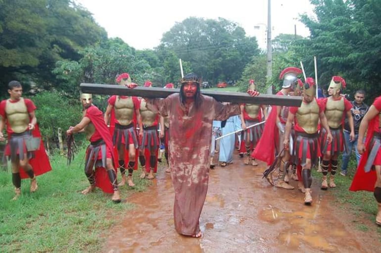 Atyrá: preparativos finales para la versión 17 del Vía Crucis teatral en Zanja Jhu