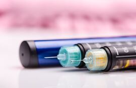 Foto ilustrativa de lápices inyectores de insulina.