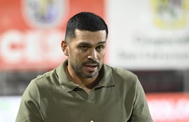 El entrenador de Rubio Ñu, Felipe Giménez, habló sobre su salida de Nacional y su presente en el conjunto ñuense.