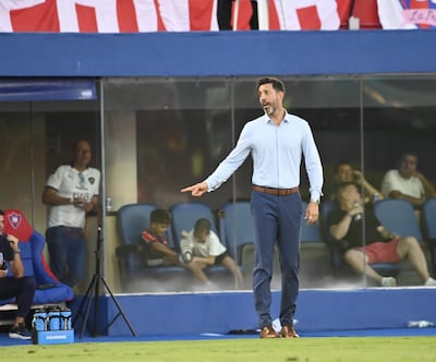 El uruguayo, Jorge Rodrigo Bava (44 años), entrenador de Cerro Porteño.