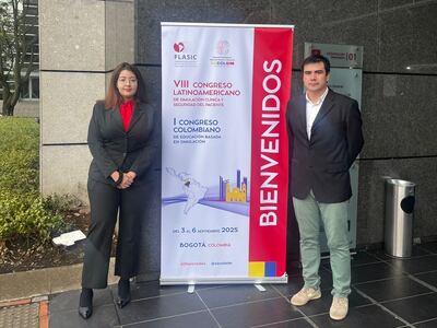 El proyecto del simulador de cuello, diseñado por la estudiante Jennifer Villalba y su mentor, el Dr.  Jorge Álvarez, fue premiado por FLASIC, en la capital colombiana.