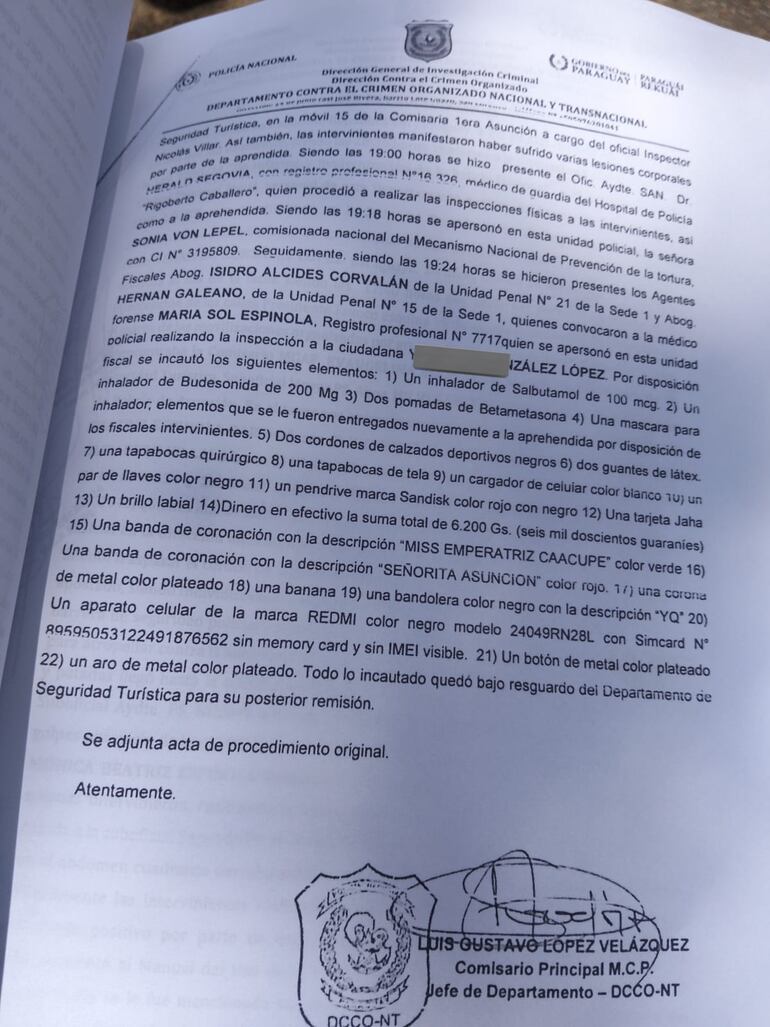 Elementos incautados en poder de una de las detenidas durante la marcha de la Generación Z.