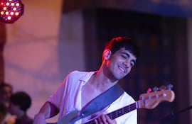 Nicolás Cañete bajista y contrabajista de reconocida trayectoria en nuestro país y a nivel internacional anunció gira por Paraguay y Argentina.