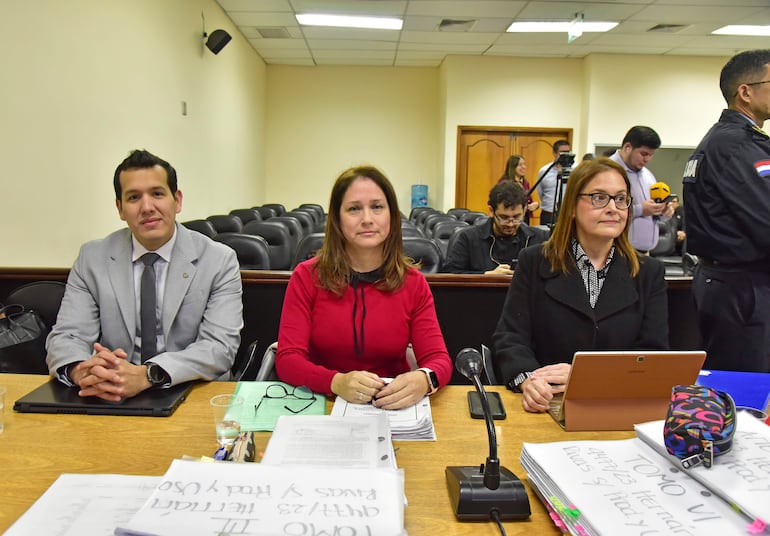 Juicio de Hernán Rivas en la sala 2 piso 2 torre norte del palacio de Justicia
