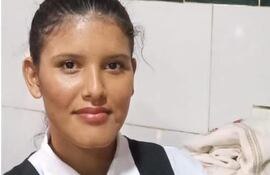 Yessica Pamela Aguilera Fretes adolescente perdida en Cambyretá Itapúa.