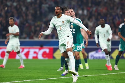 Michael Akpovie Olise (24 años), figura goleadora de Francia.